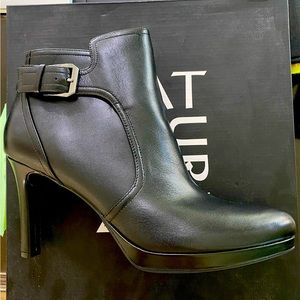 Naturalized Tatum leather high heeled booties